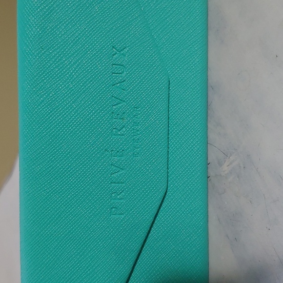 Prive' Revaux Sunglasses - Picture 2 of 4